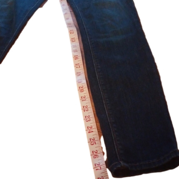 𝅺hudson Jeans, size 24. Great school/ work jeans. Good used condition. - Picture 9 of 9